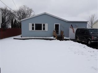 5305 Mayle Ct, Niagara Falls, NY 14305