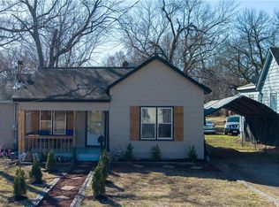 604 E Franklin St, Clinton, MO 64735