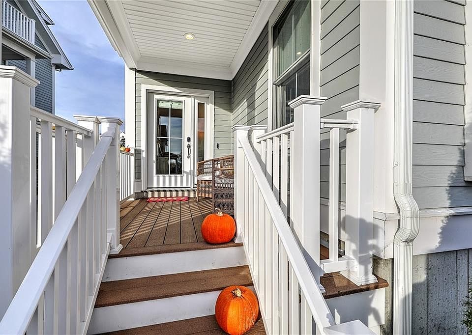 16 Kettle Point Ave, East Providence, RI 02914 Zillow