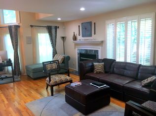 566 Sayre Dr, Princeton, NJ 08540