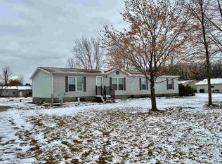 5075 Shamrock Way, Little Suamico, WI 54141