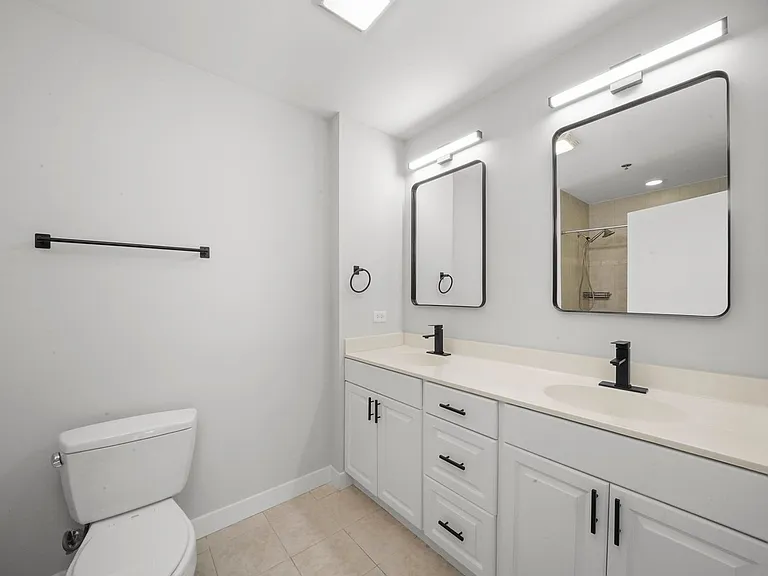 2 S Leavitt St #212 — Photo 7