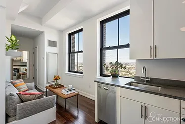 Rented by City Connections Realty