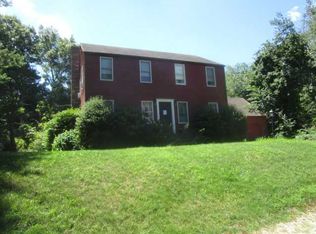 5 Kulas Rd, West Warwick, RI 02893