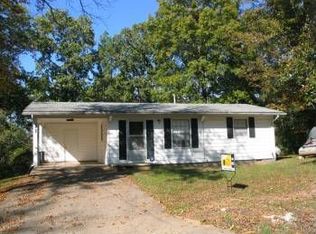 11 Geronimo Dr, Cherokee Village, AR 72529