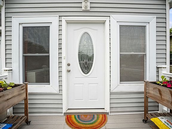 4th image of 6 Pineland Ave
