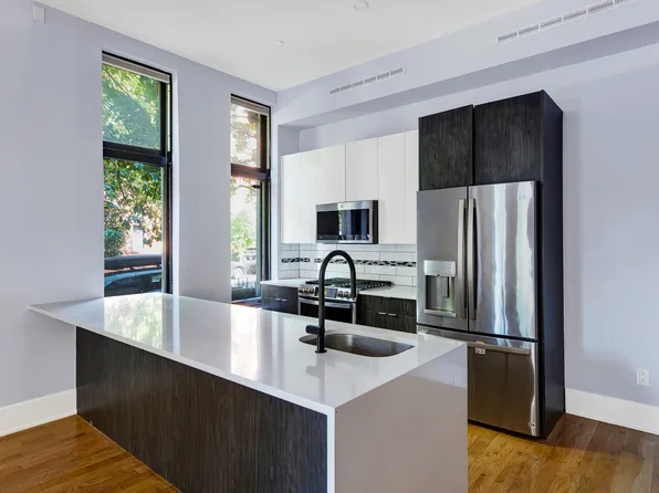 836 Carroll Street image 7 of 14