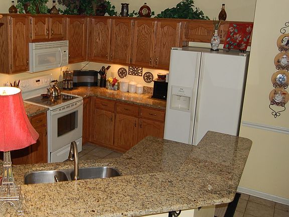4th image of 8715 Forest Breeze Dr