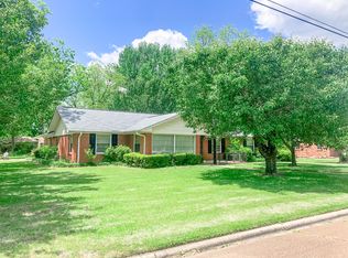 283 McCord St, West Point, MS 39773