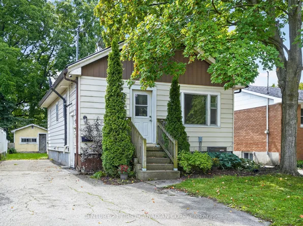244 Edinburgh St, London, ON N6H 1M3