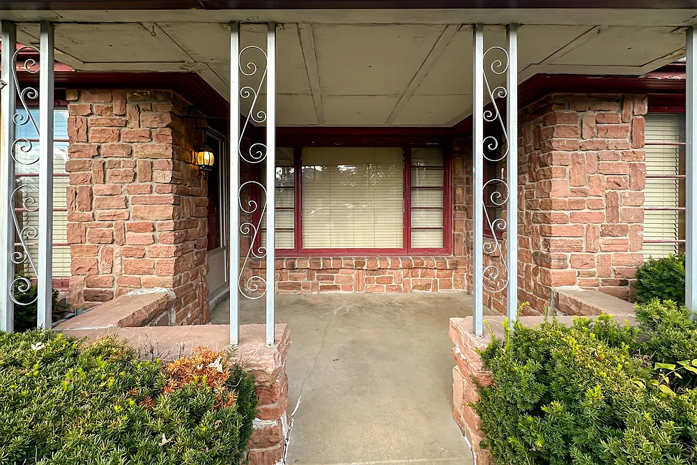 3 bed, 2310 sqft, $1,985 — Photo 4
