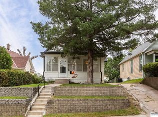 4513 S 19th St, Omaha, NE 68107