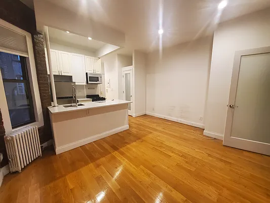 Rented by REAL New York | media 13