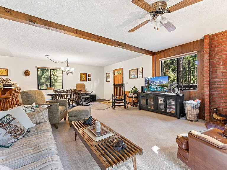 15641 Conifer Dr — Photo 3