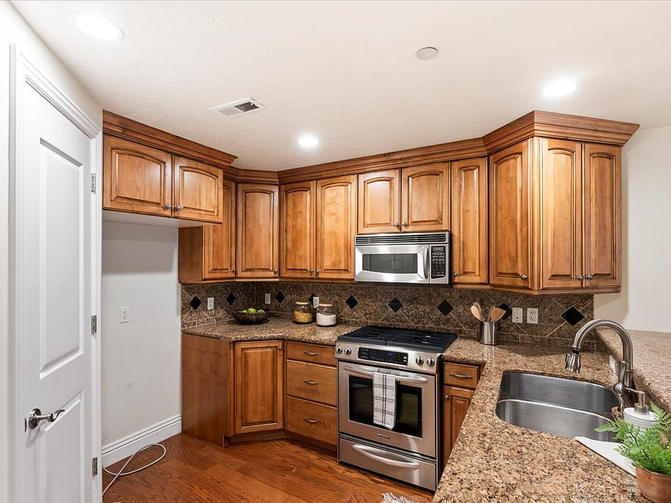 2665 E Parleys Way APT 210, Salt Lake City, UT 84109 | Zillow