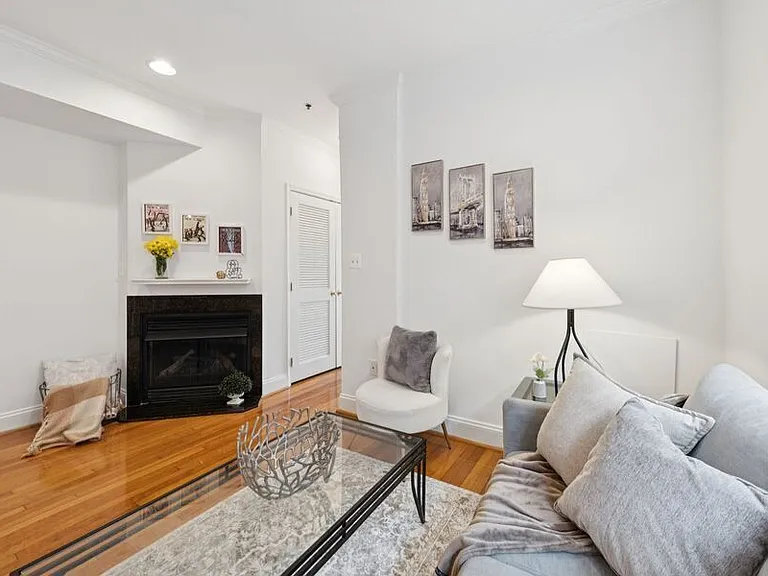 1438 Columbia Rd NW #305 — Photo 10