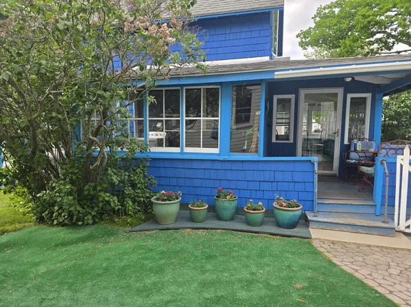 62 Evergreen Avenue, Old Orchard Beach, ME 04064