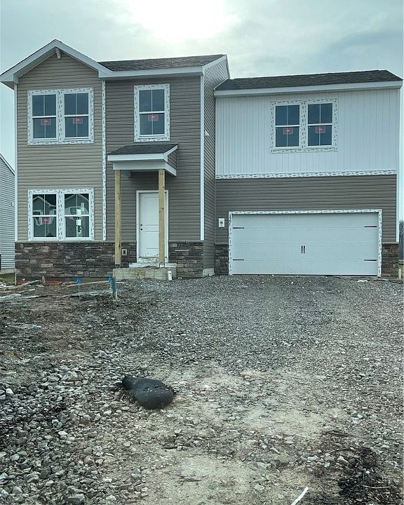 1st image of 322 River Run Dr