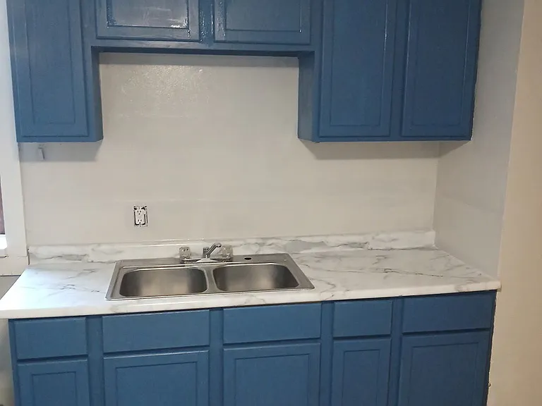 2434 S 9th Pl — Photo 9
