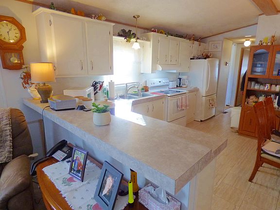 5th image of 52324 Yale Rd E #12