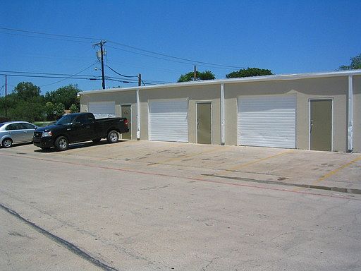 1st image of 5126 Broadway Ave Ste Y