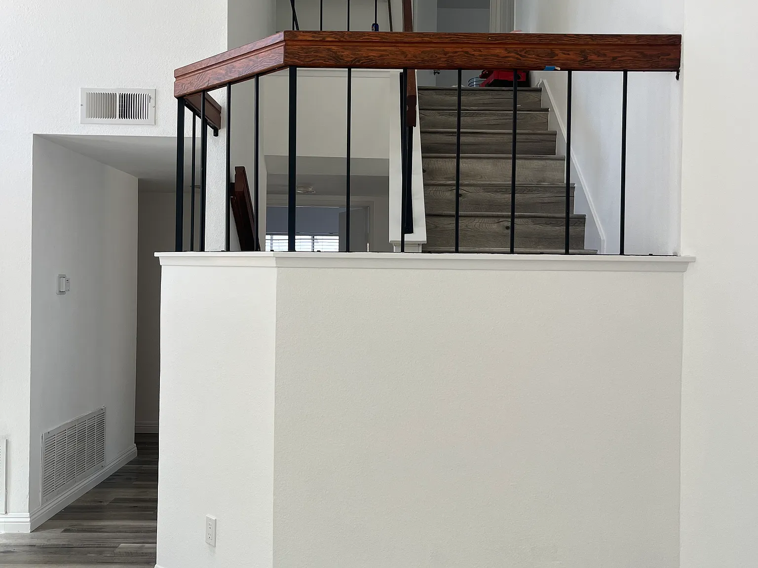 4 bed, 2.5 bath, 1960 sqft, $4,995 — Photo 4