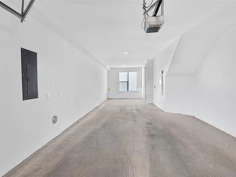 2805 McCurdy St #14 — Photo 15