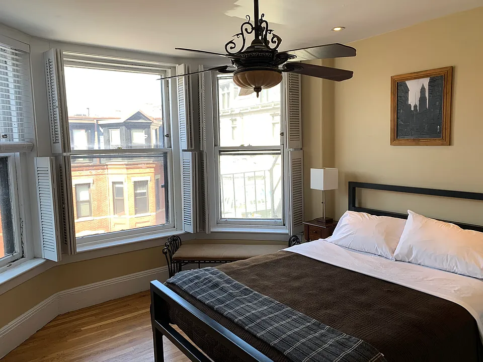 48 Hereford St #1