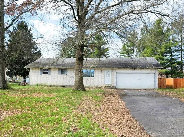 7420 Brock Dr, Blanchester, OH 45107