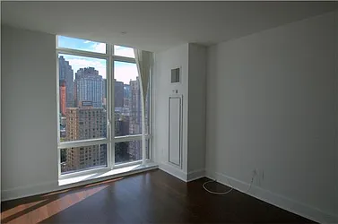 Rented by BLU Real Estate