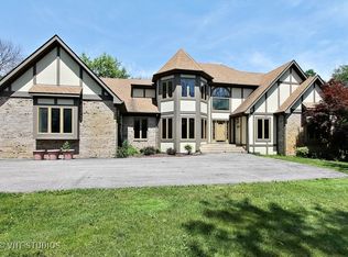 158 Helm Rd, Barrington, IL 60010