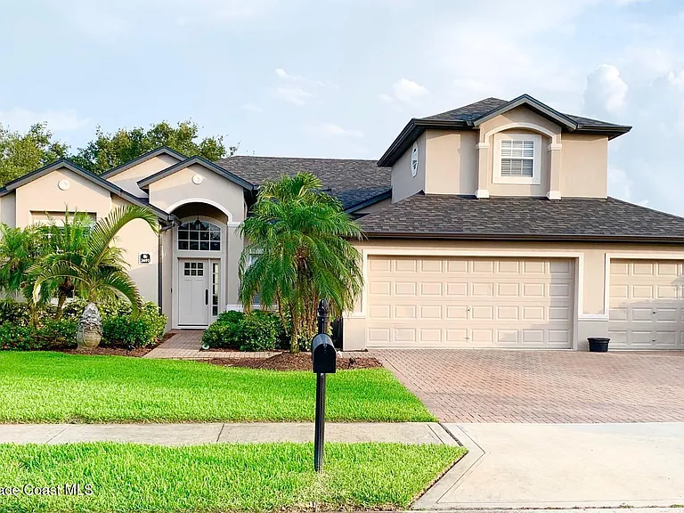 3691 Chardonnay Dr — Photo 1