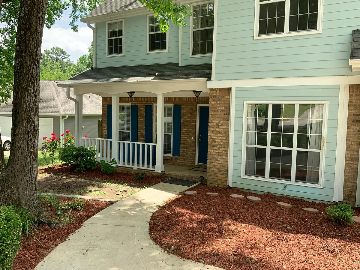 Building Photo - 102 Denning Cir