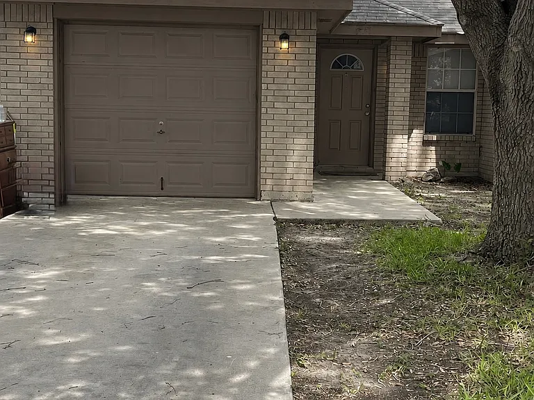1907 La Cantera St — Photo 1