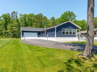 30 Conifer Dr, Alfred, ME 04002
