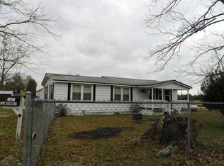 65 Davidson Dr, Daleville, AL 36322