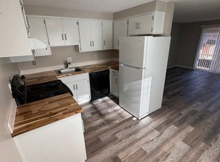 2580 SE Courtney Ave APT 9, Milwaukie, OR 97222