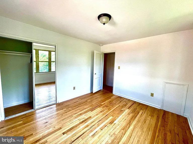 108 Varnum St NE — Photo 7