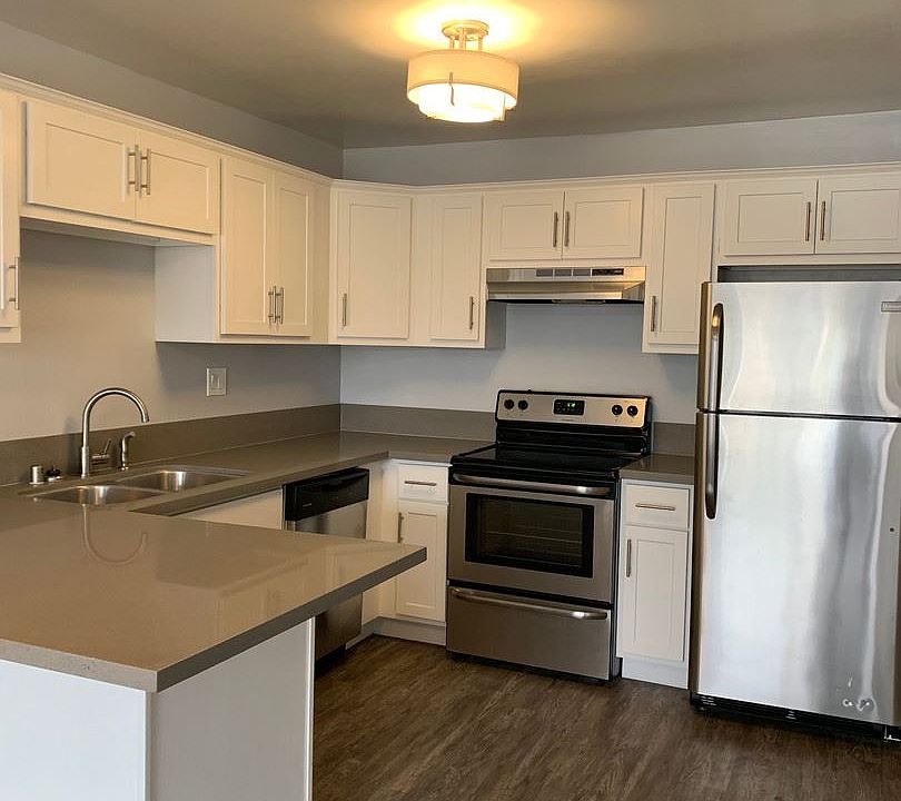 1st image of 4471 44th St APT 301