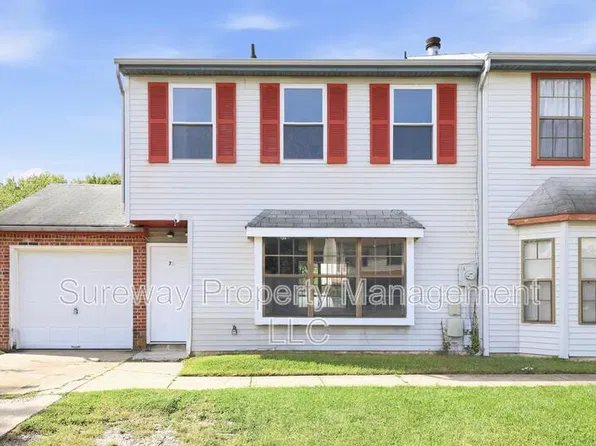 7 Hampton Gate Dr, Sicklerville, NJ