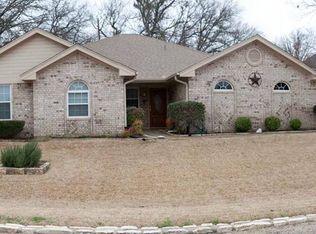 2012 Highland Dr, Salado, TX 76571