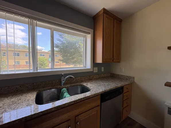 255 Birmingham St Unit 101, Saint Paul, MN 55106