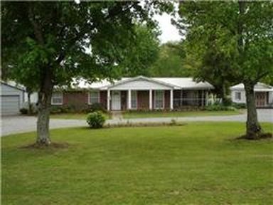 71 Old Lincoln Rd, Fayetteville, TN, 37334