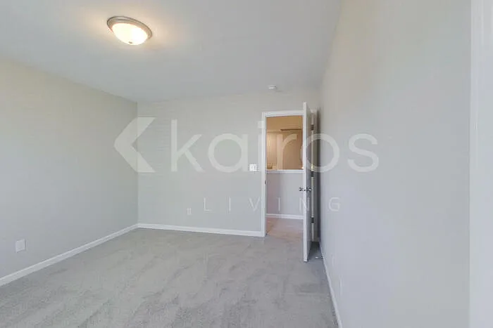 7034 Foggy River Dr — Photo 17