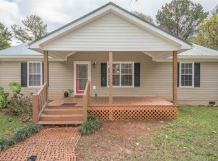 1384 Melville Brown Rd, Williamson, GA 30292