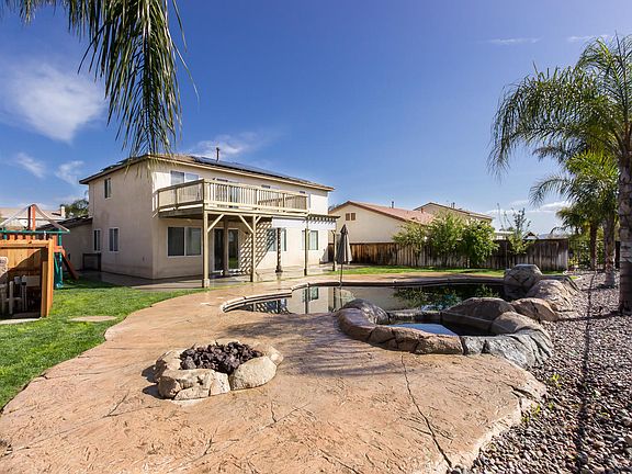 3rd image of 15073 Hayden Ct