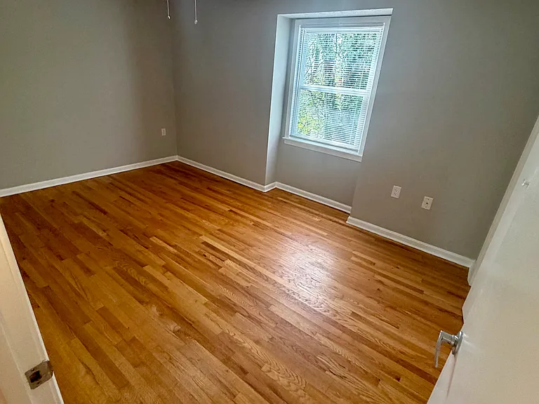 29 Raleigh Ct — Photo 7