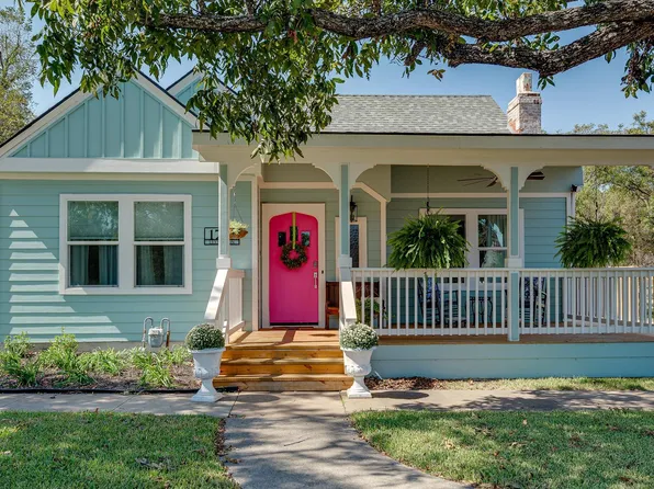 1709 Lexington St, Taylor, TX 76574