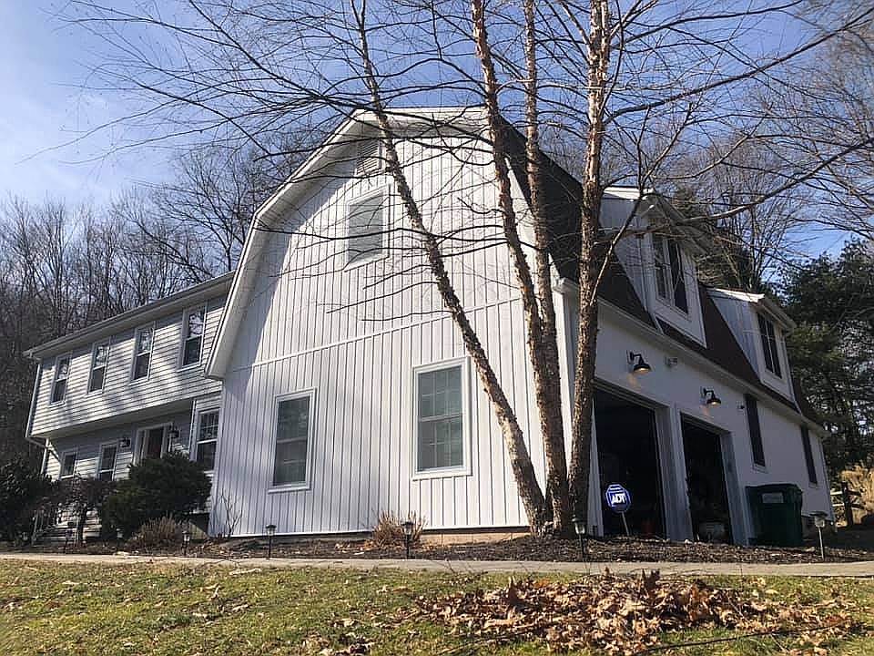 2nd image of 45 Heritage Dr