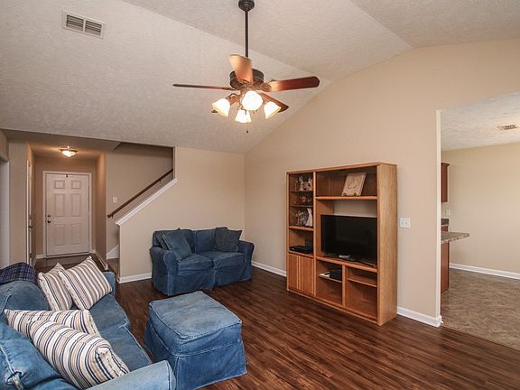 3rd image of 2226 Cason Trl